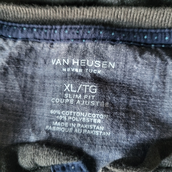 Van Heussen Long Sleeves T-shirt Size XL - Picture 3 of 3